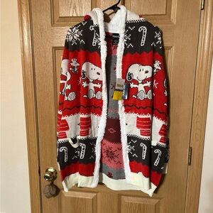 Snoopy Peanuts Christmas sweater hoodie Sherpa lined NWT size XL.